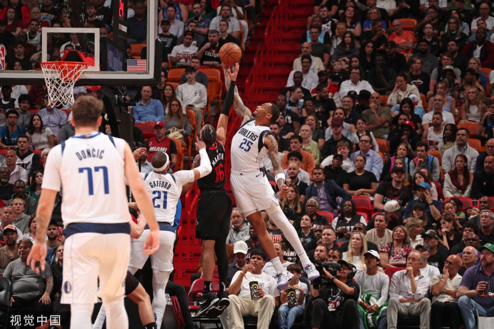 给我们敲响 给我们敲响